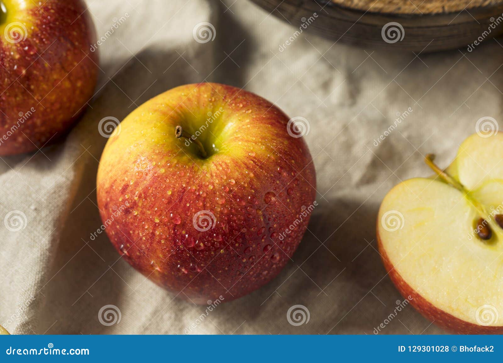 Best Envy Apple Royalty-Free Images, Stock Photos & Pictures