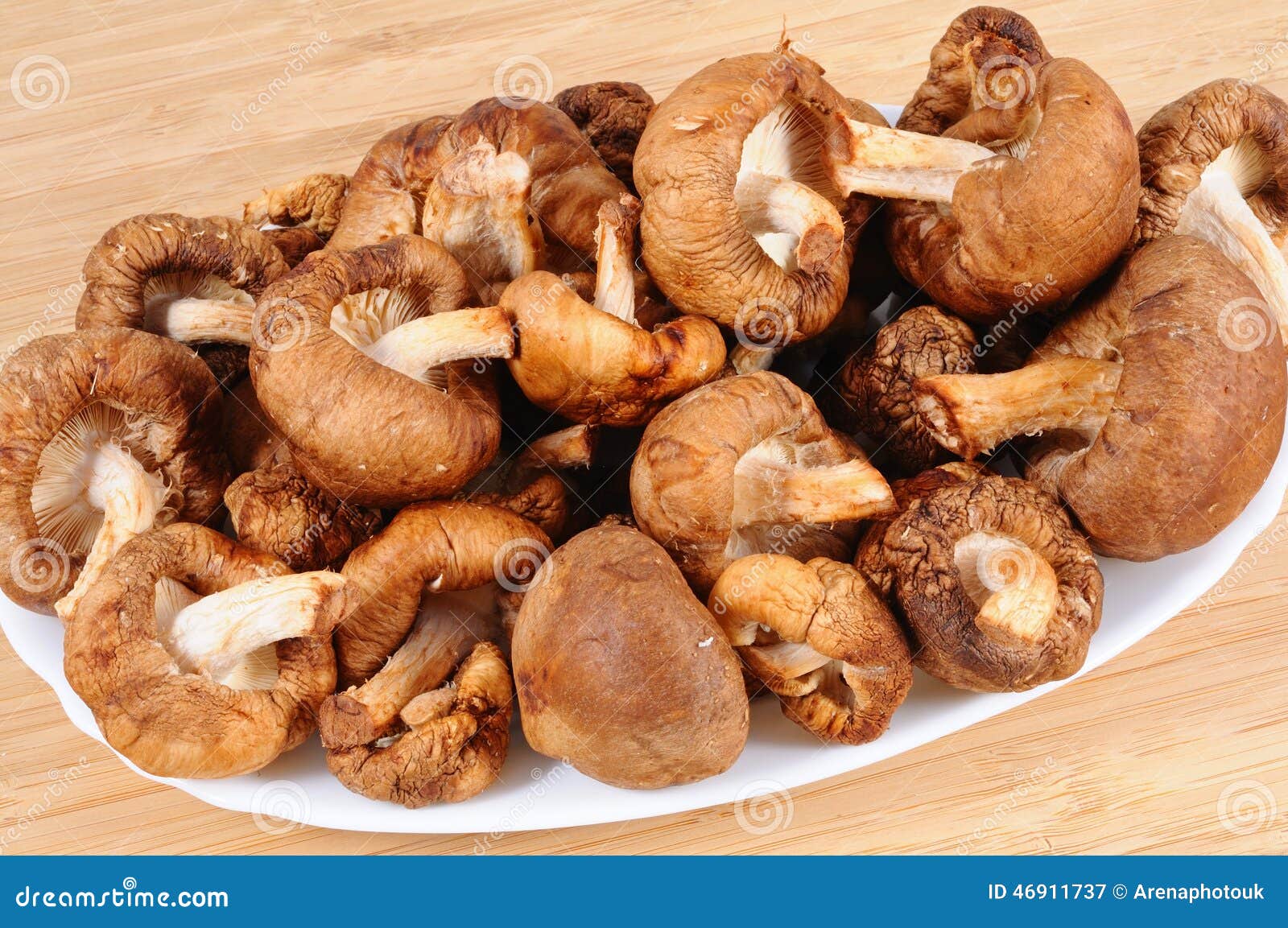 Raw Shiitake mushrooms. stock image. Image of background 46911737