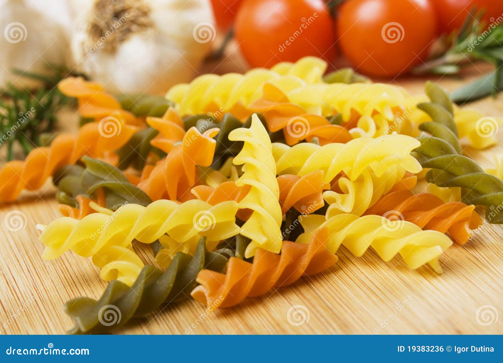 raw tricolore pasta