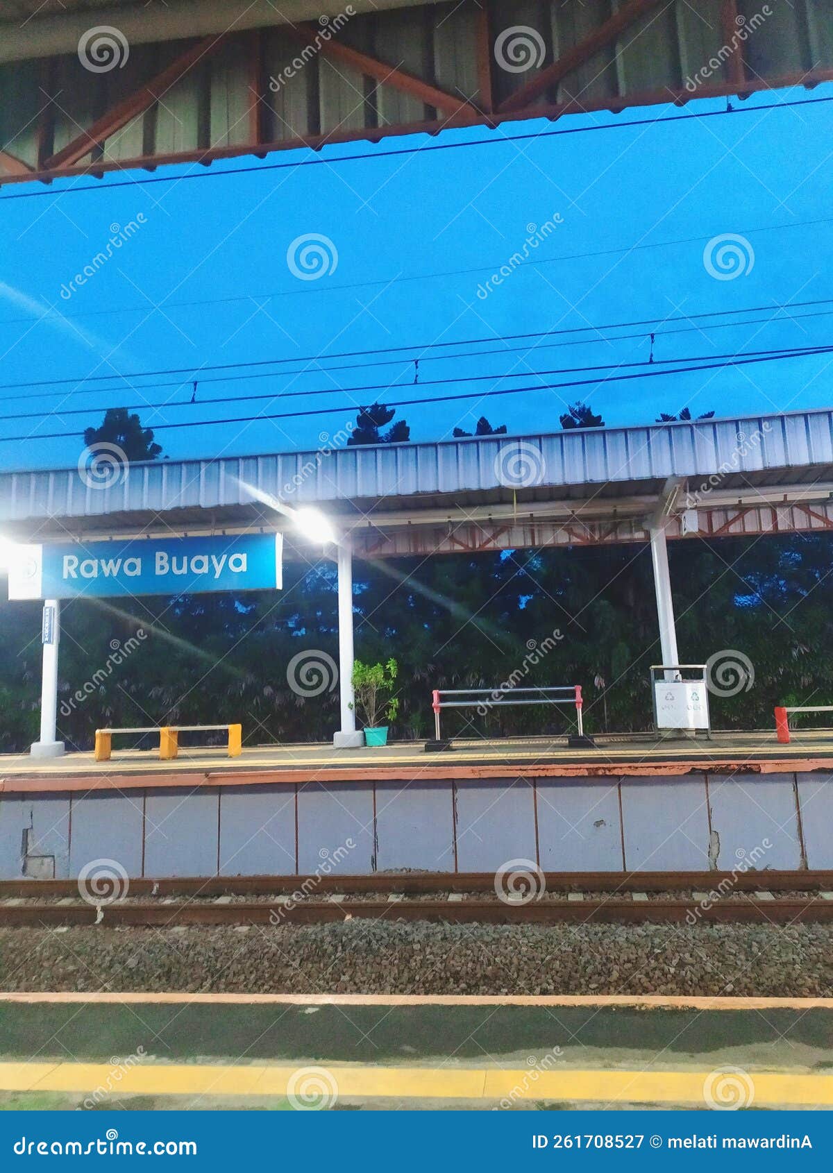 rawa buaya station