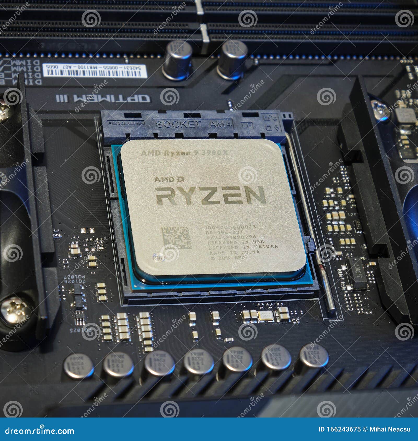 Ryzen 5600 какую материнскую плату. Сокет Ryzen am4. Сокет AMD Ryzen 5. AMD am4 Socket. Ryzen 9 3900x.