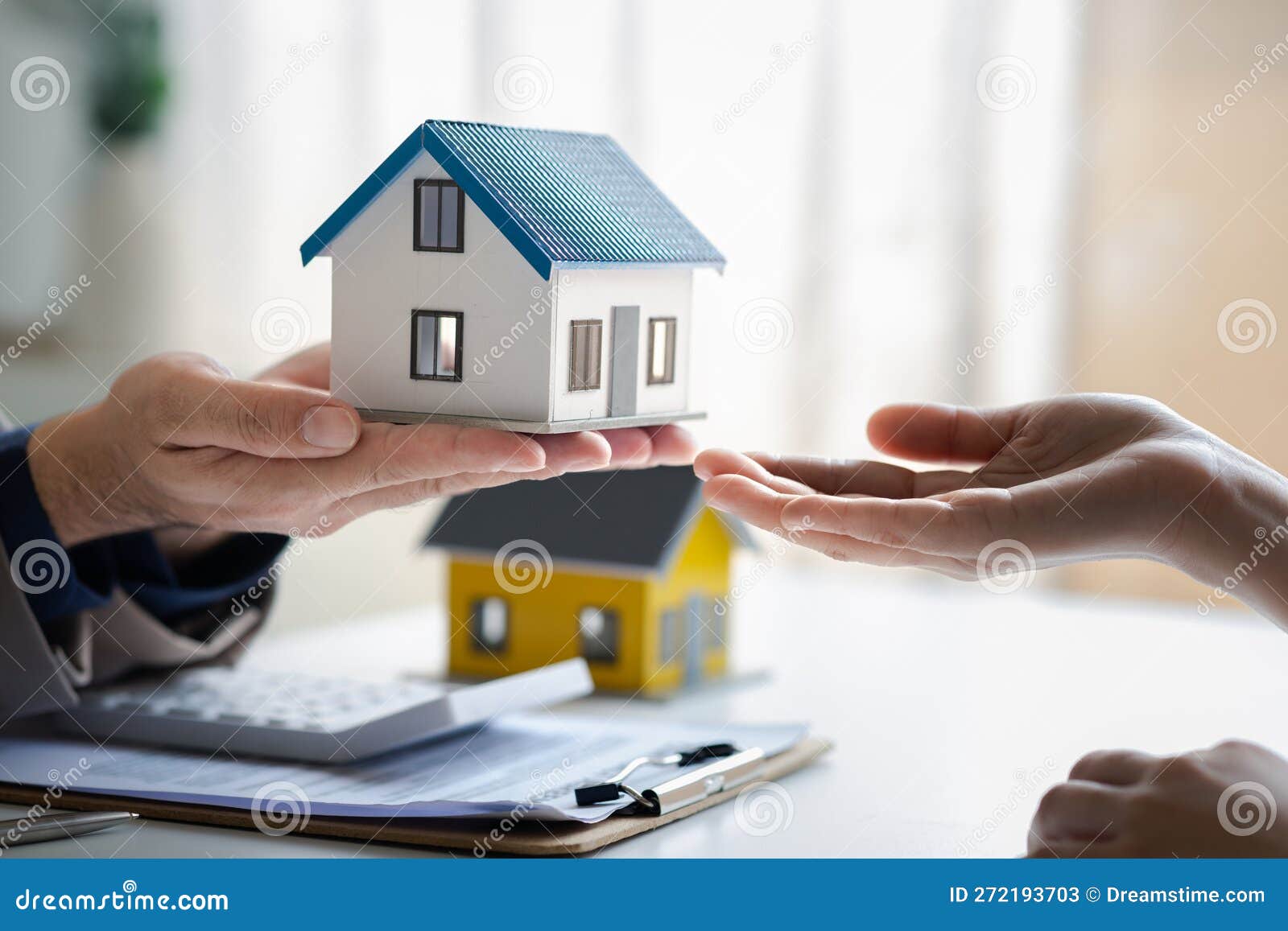 Real Estate Agents Explain Models of Housing Estates in Projects To Elaborate To Clients