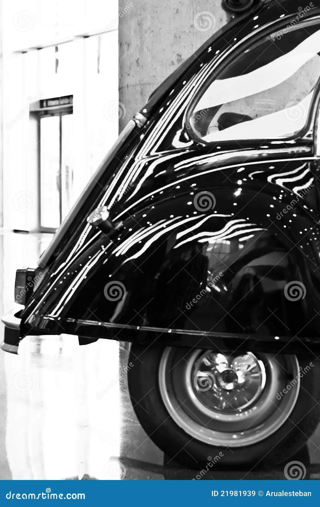 Rearview of an old car in Black and White