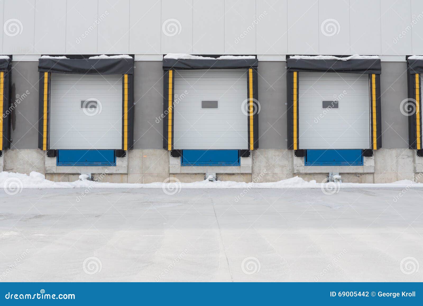 receiving dock doors