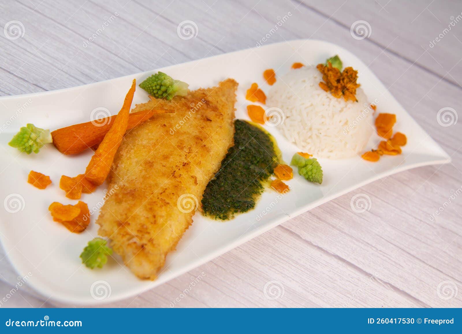 Recipe for Hake Fillet Breaded with Panko, Rice, Carrot Chips and