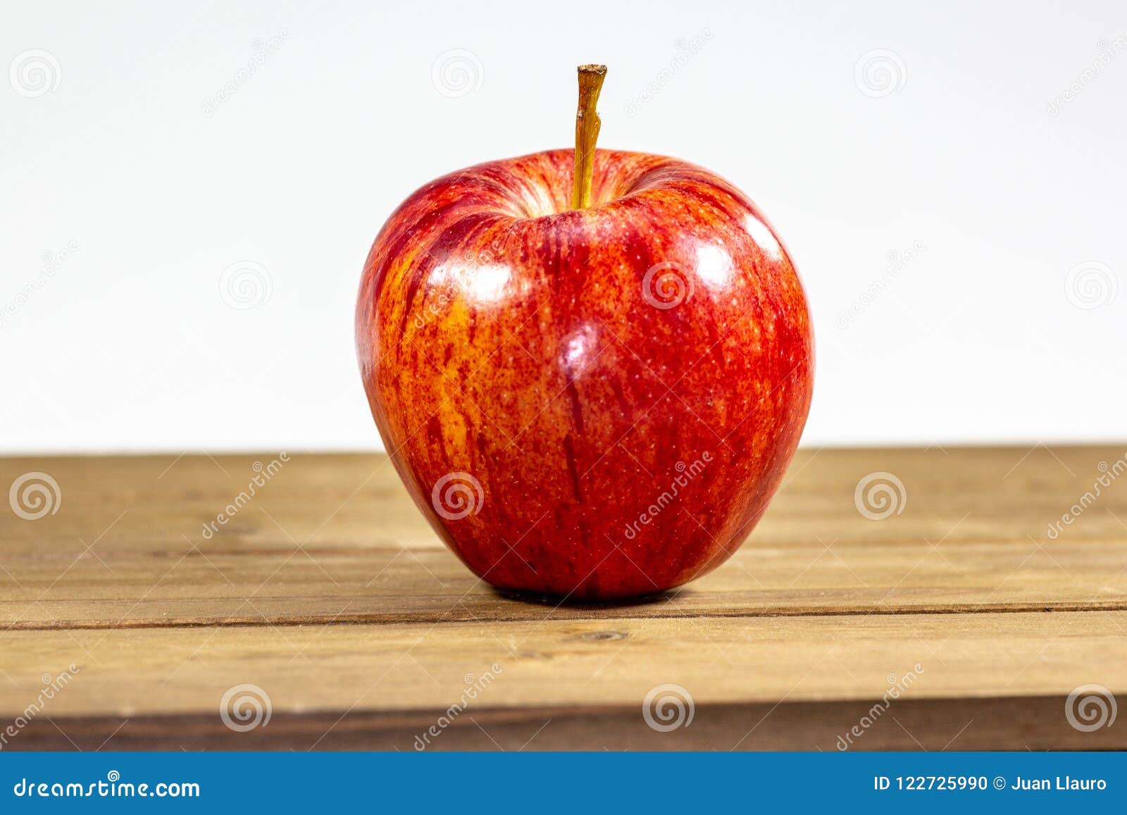 there is apple on the table