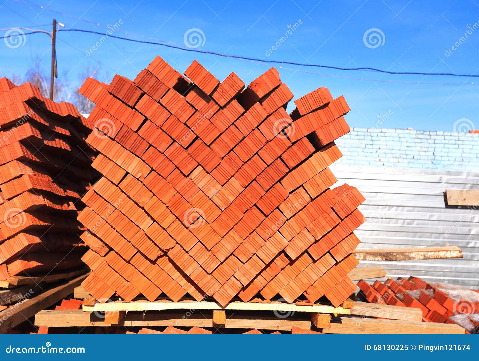 Red bricks on a pallet stock image. Image of layer, construction 68130225