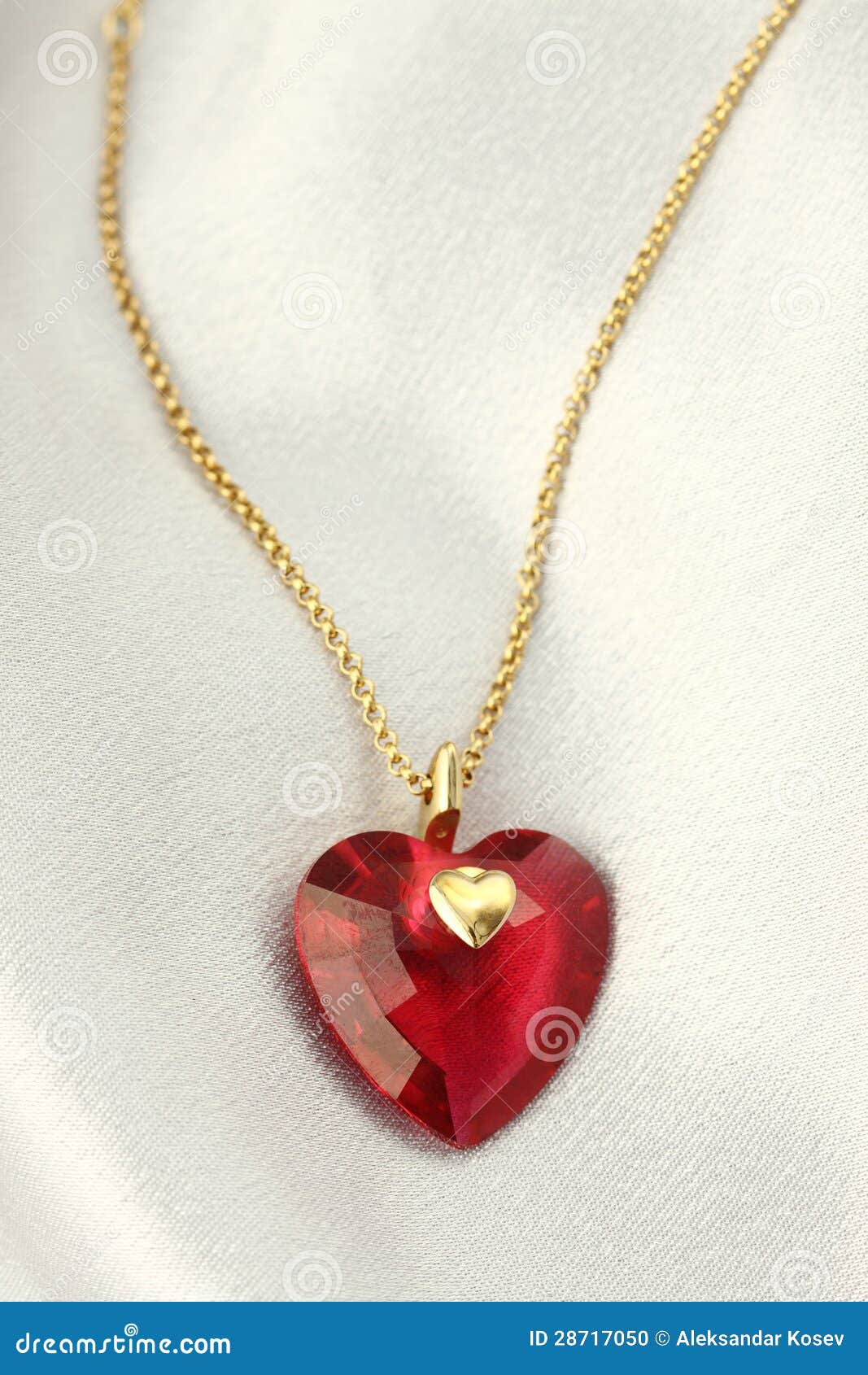 Red crystal heart stock photo. Image of beauty, cristal 28717050