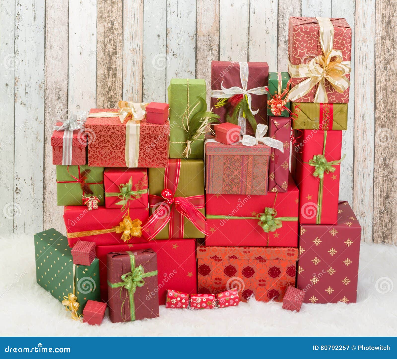Red And Green Christmas Presents Stock Image Image Of Bows Green red-and-green-christmas-presents-stock-image-image-of-bows-green