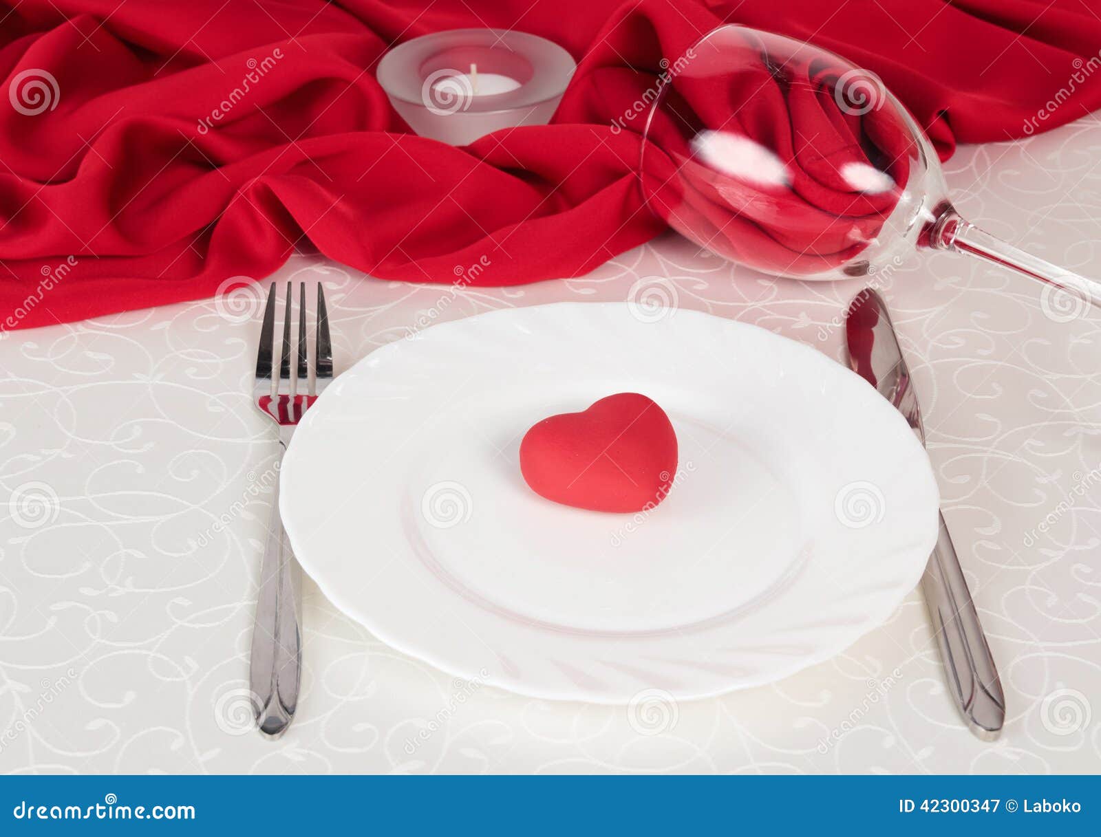 Red heart on plate stock image. Image of valentine, table 42300347