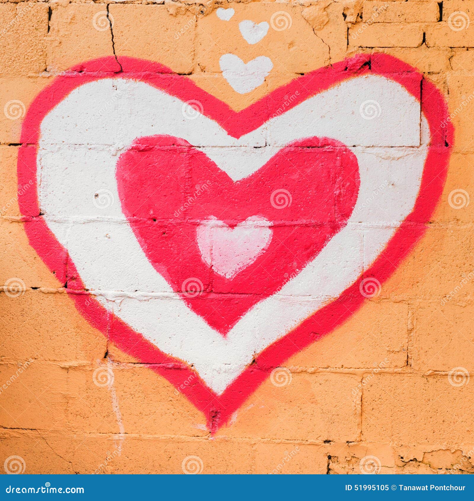 Red heart on wall. stock image. Image of grafitti, brush 51995105