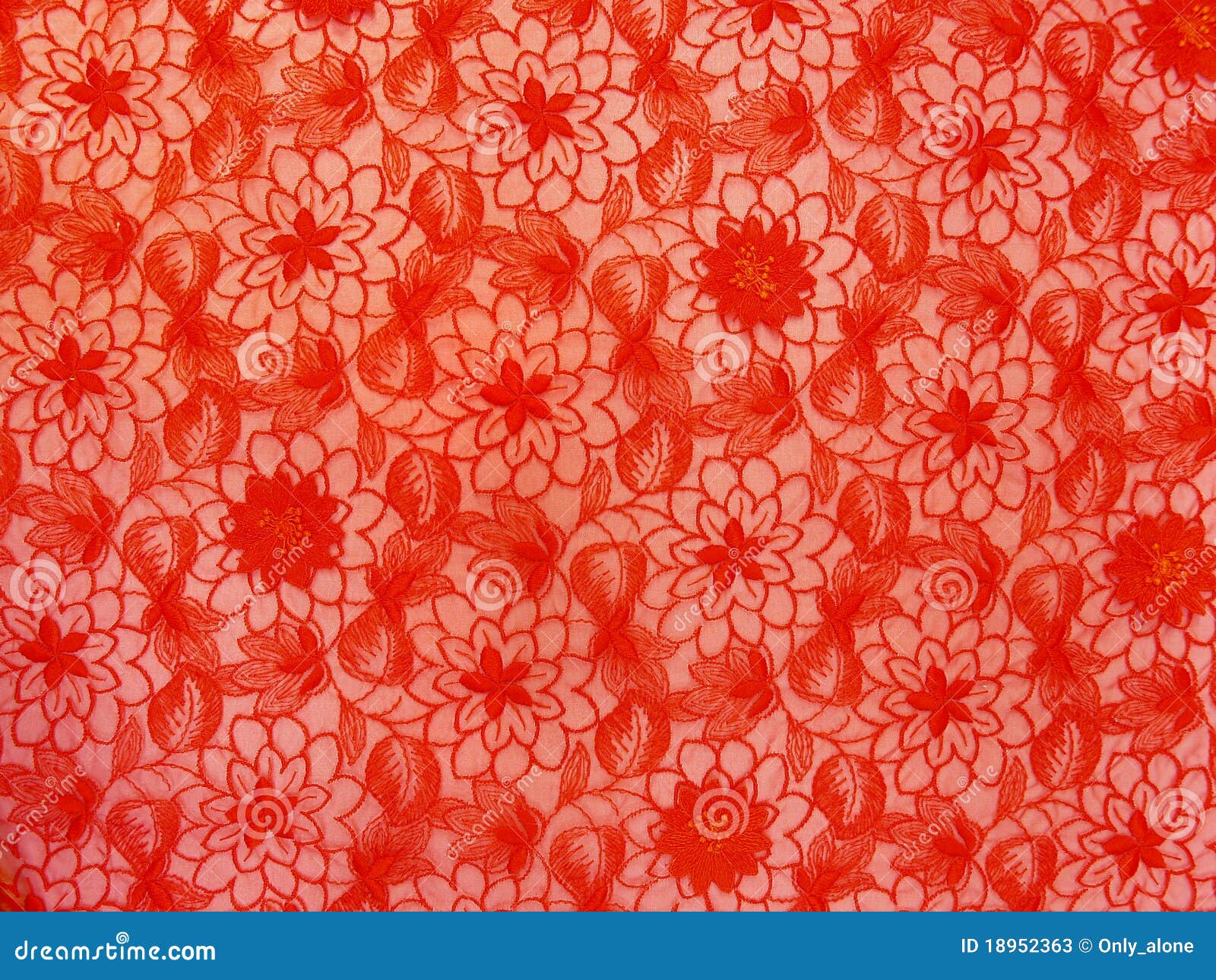 Khám phá hình nền đỏ hoa văn ren đầy quyến rũ, mang đến sự sang trọng và đặc biệt cho thiết bị của bạn. Hình ảnh hoa văn ren đỏ tinh tế sẽ giúp tăng tính thẩm mỹ và tạo cảm giác mới mẻ cho màn hình của bạn.