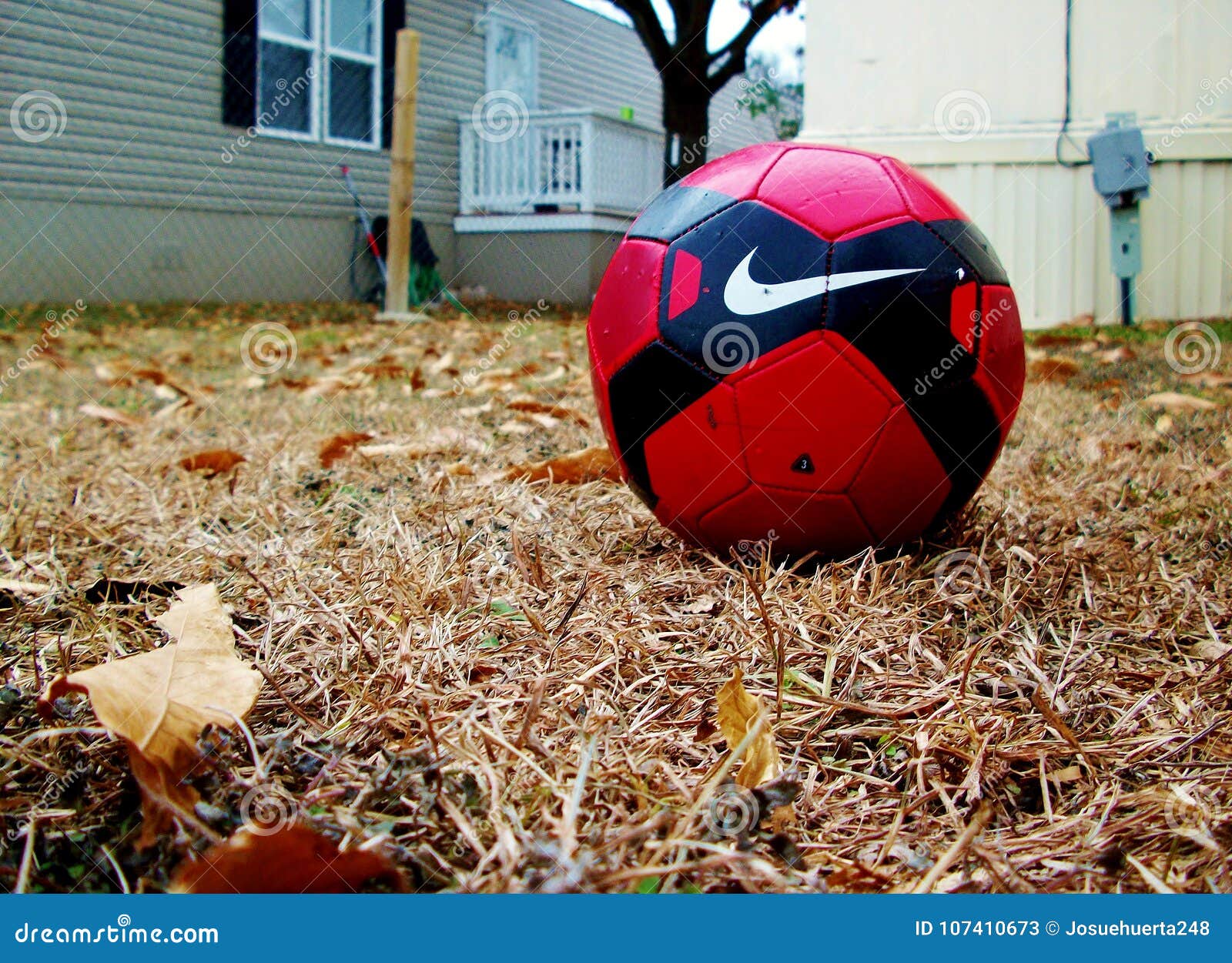 nike soccer ball size 3