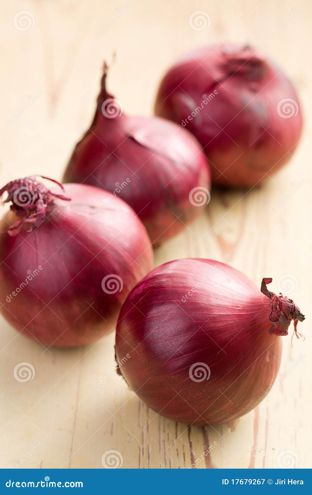 Red onion in kitchen stock image. Image of dieting, fresh - 17679267