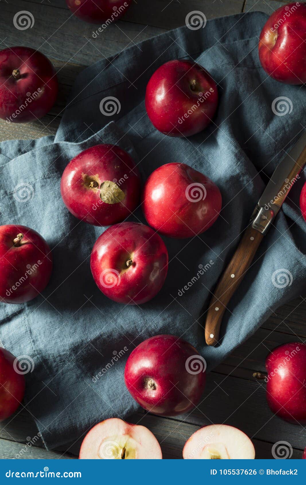 Red Organic Macintosh Apples Stock Photo Image of nutritious, healthy