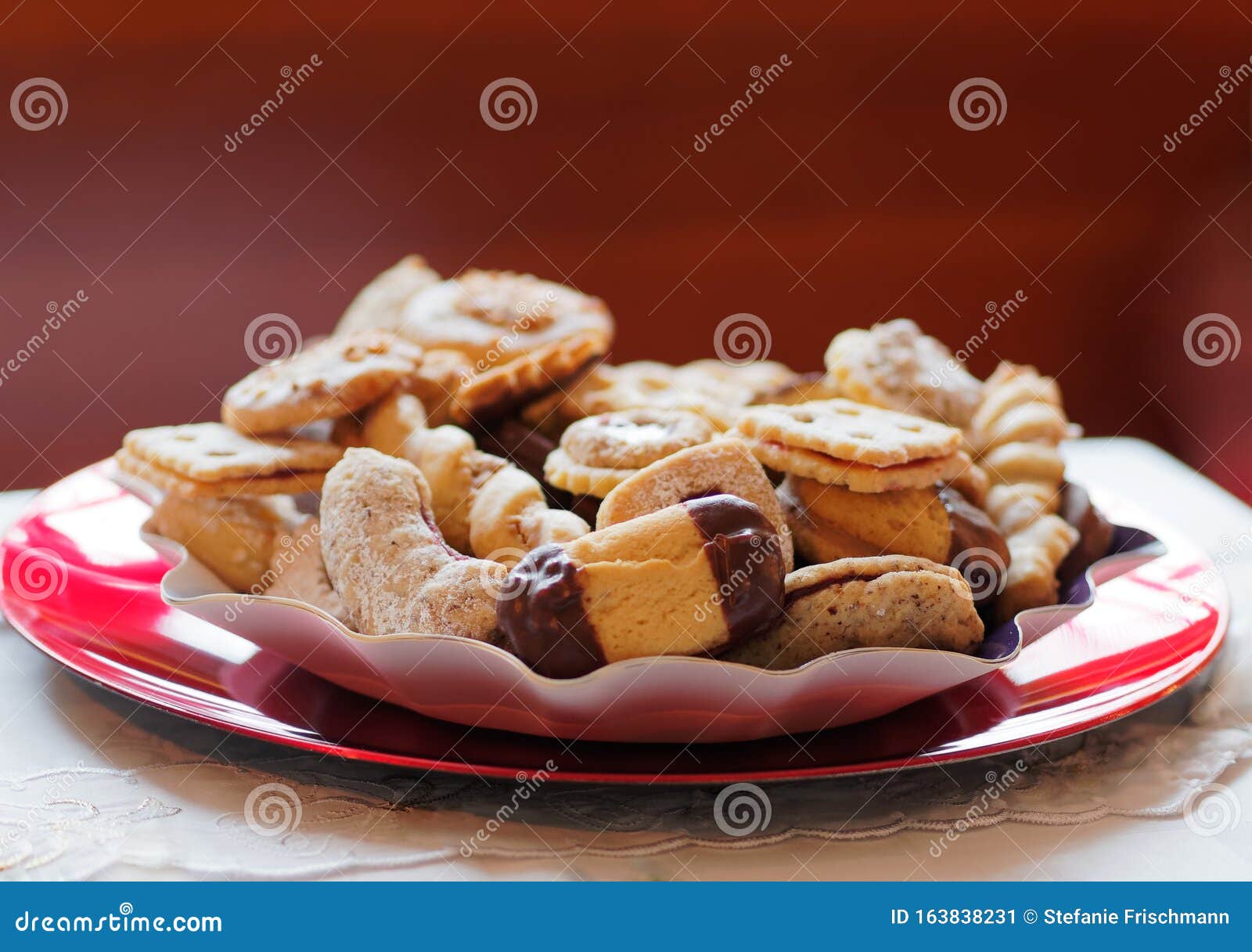 Red Plate Of Assorted Homemade Christmas Cookies Stock Image Image Of German Biscuits 163838231