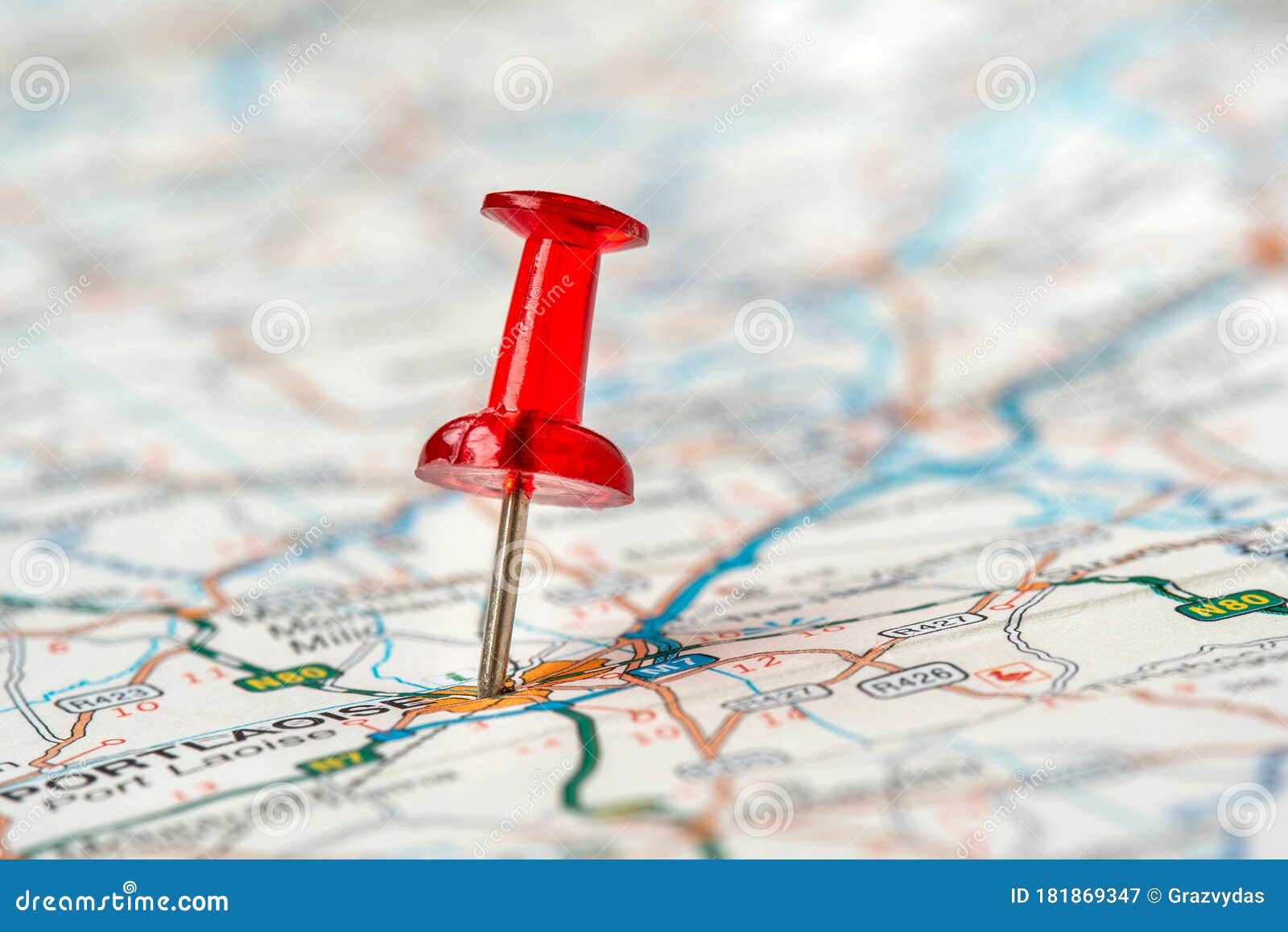 red push pin showing location on the map