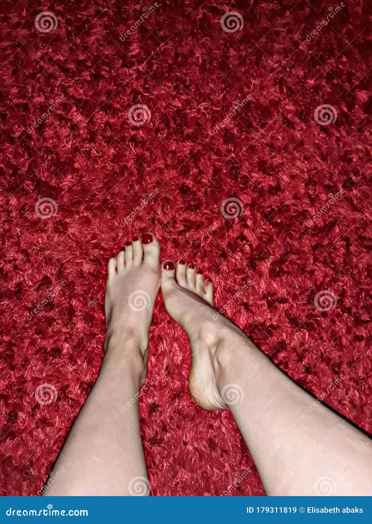 red textil flooring
