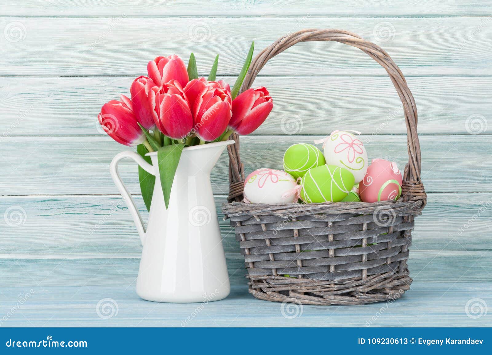 Red Tulip Flowers and Easter Eggs Stock Image - Image of tulip, green ...