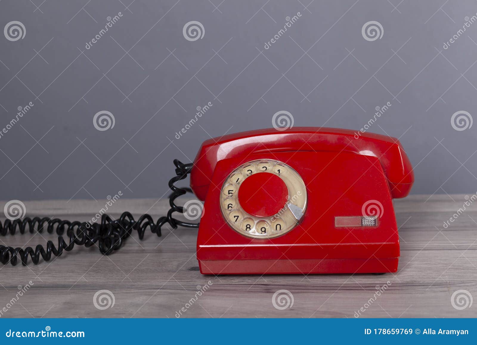 Red vintage phone on table stock image. Image of sweet 178659769
