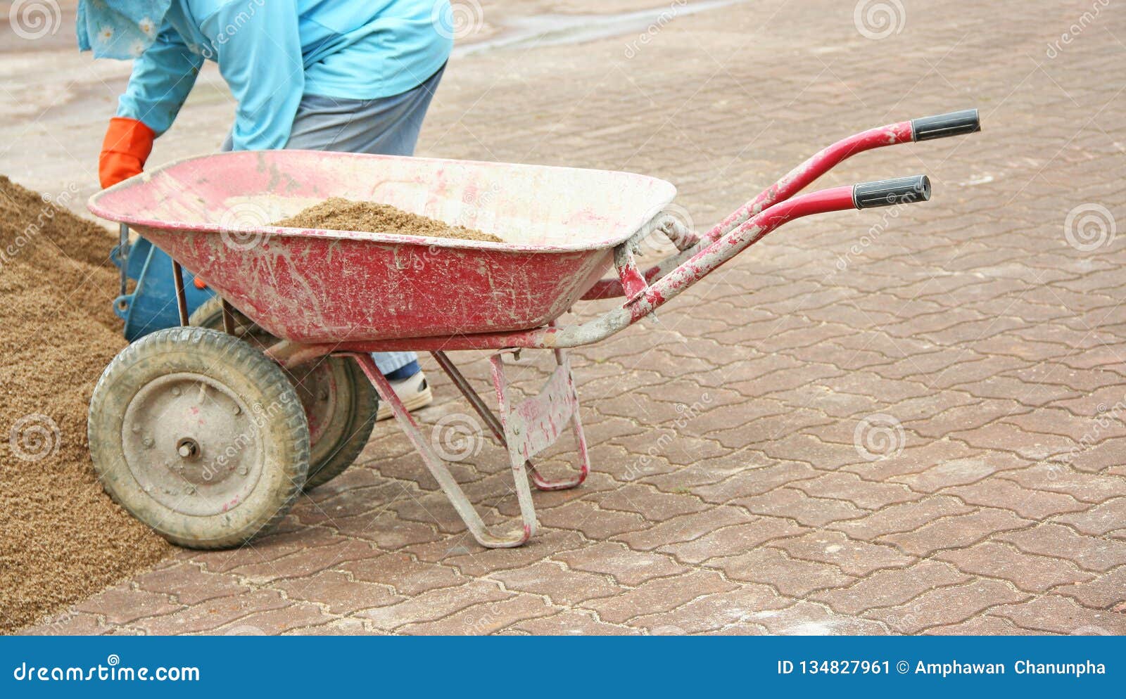 Red wheelbarrow with sand stock image. Image of fertilizer 134827961
