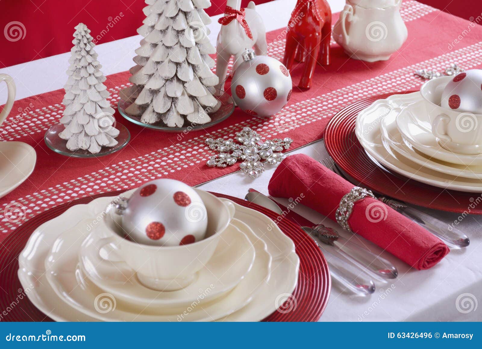5 Idea Red White And Silver Christmas Table Decorations  mohammadayazkhan