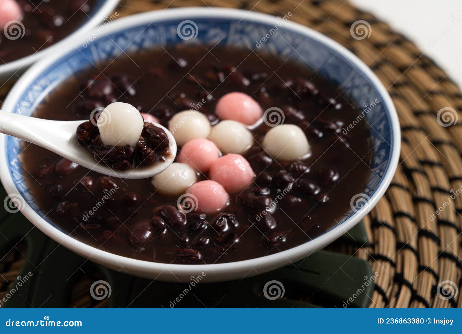 red and white tangyuan with red bean soup