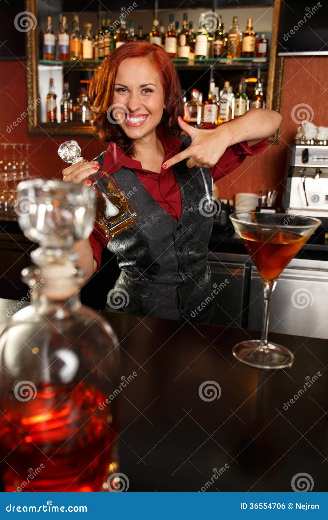 Redhead Barmaid Royalty Free Stock Image - Image: 36554706