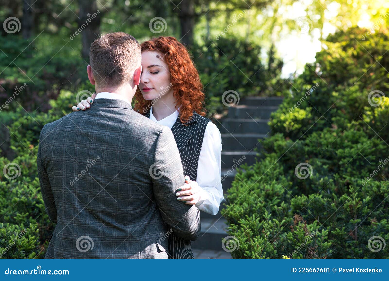 redhead with husband pic