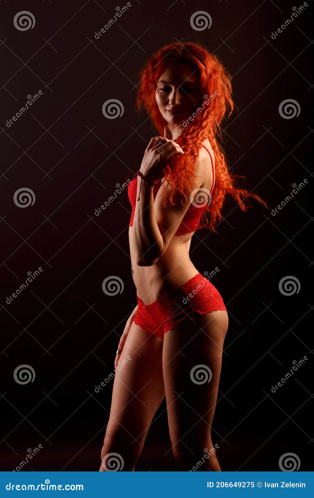 Redhead Women Nude Dancing