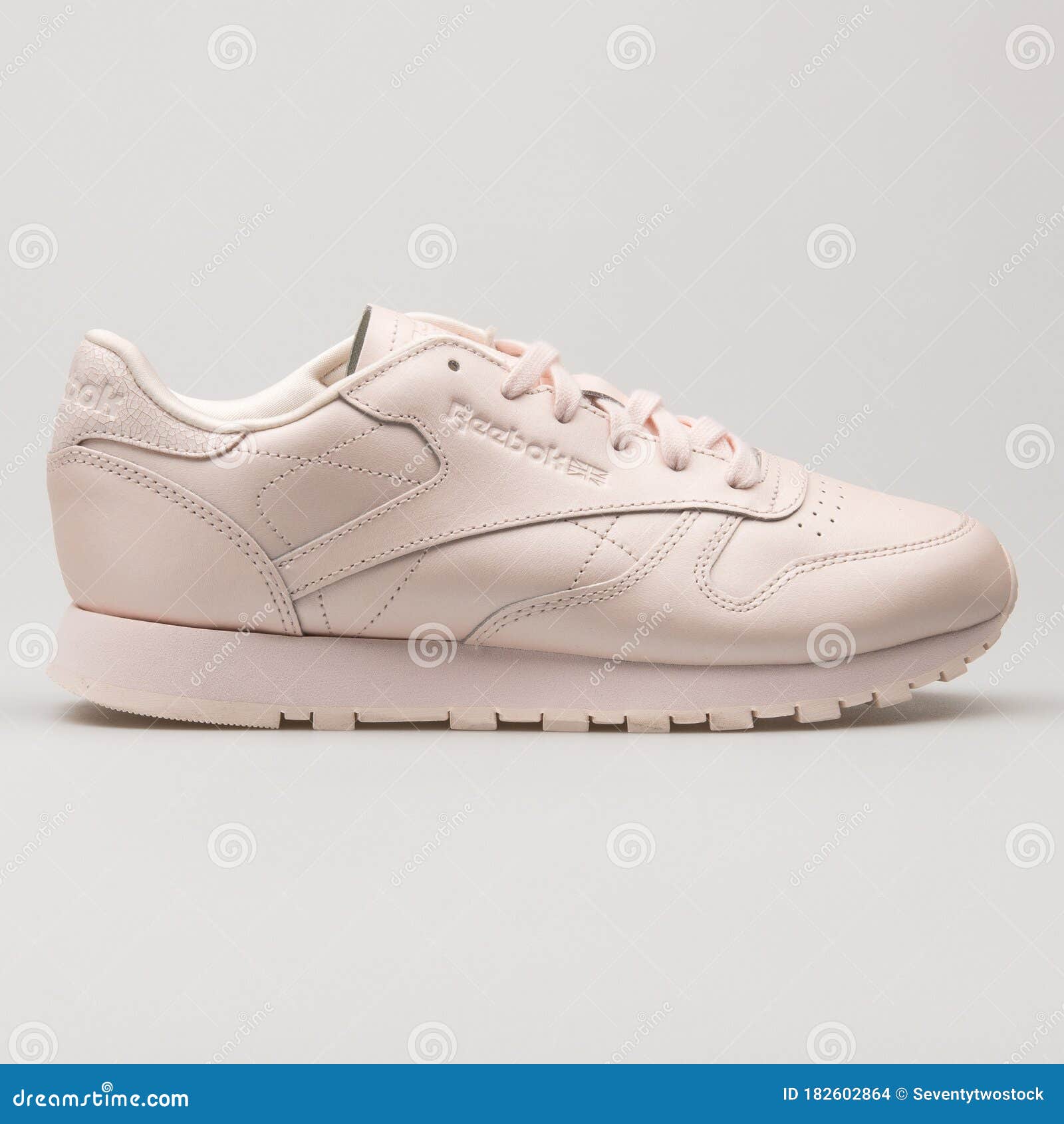 reebok cl vienna