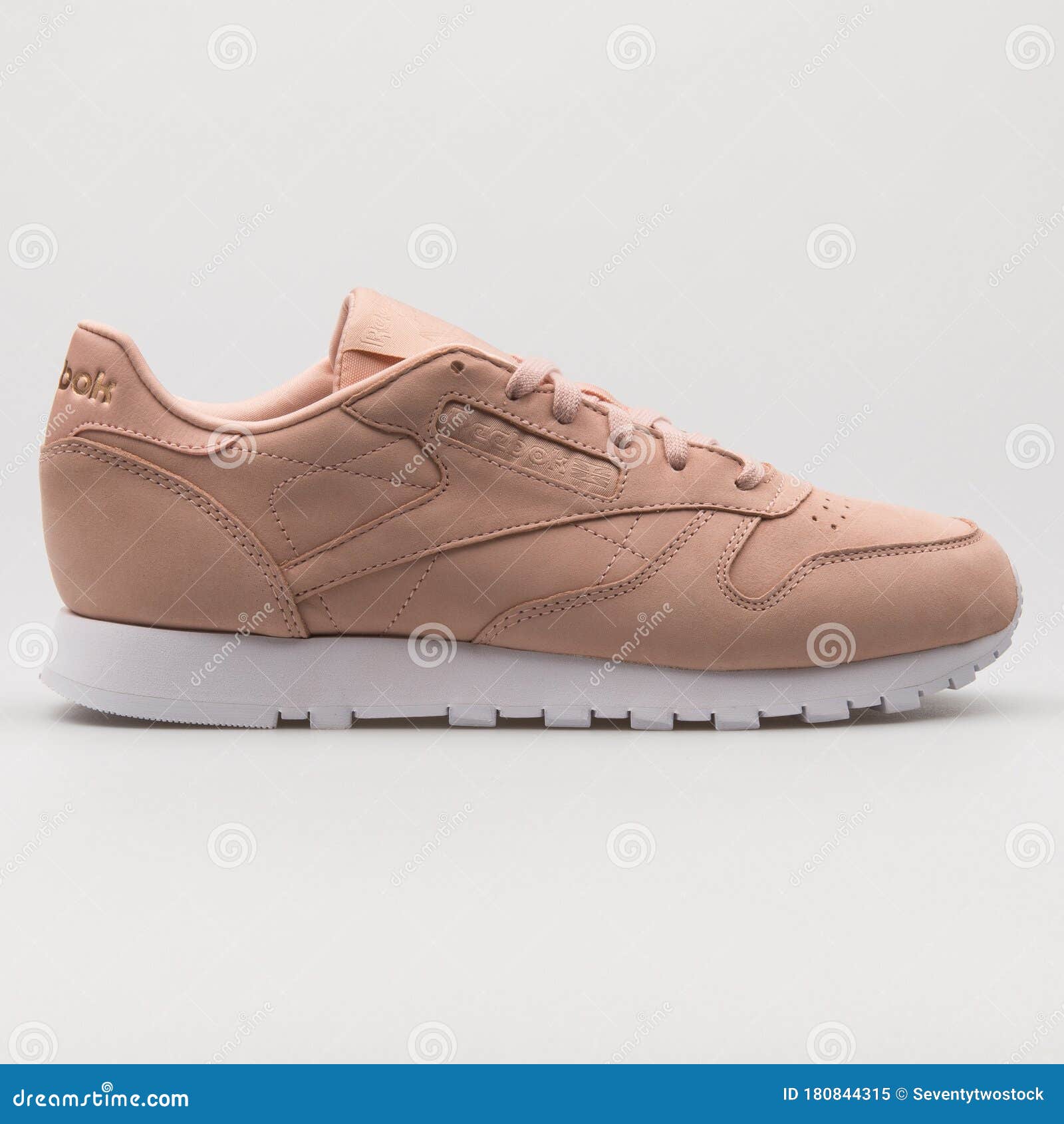 Reebok Classic Leather Rose and White Editorial Image - of sole, back: 180844315