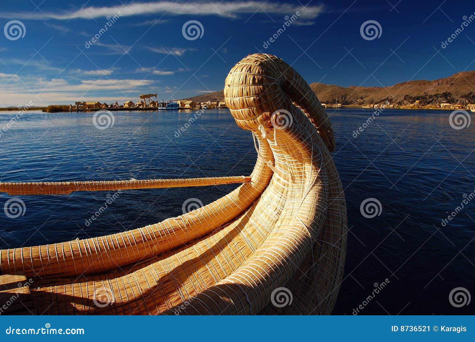 reed boat, lake titicaca
