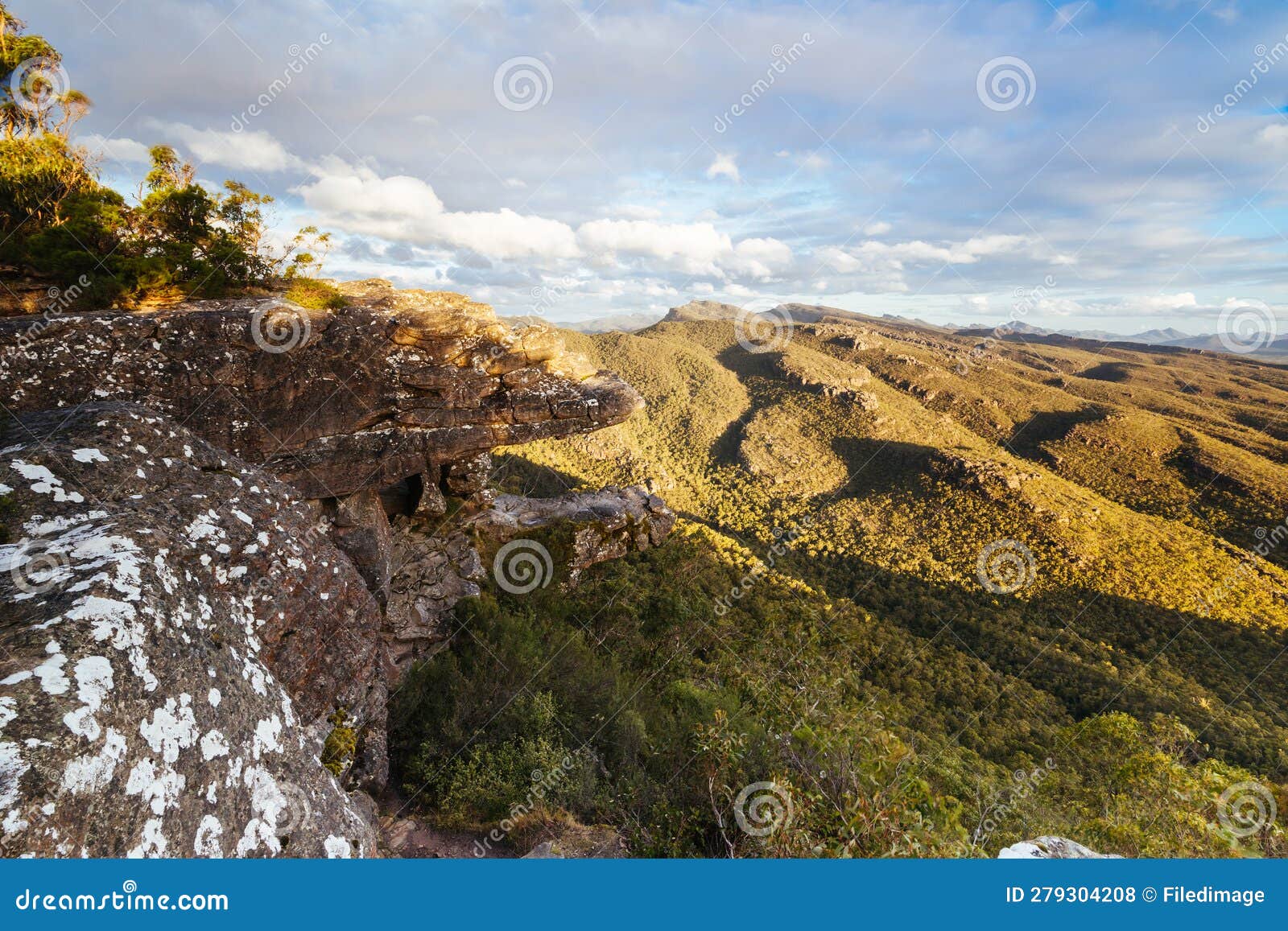 Reed Lookout Grampians Australia Stock Photo - Image of park, rock ...