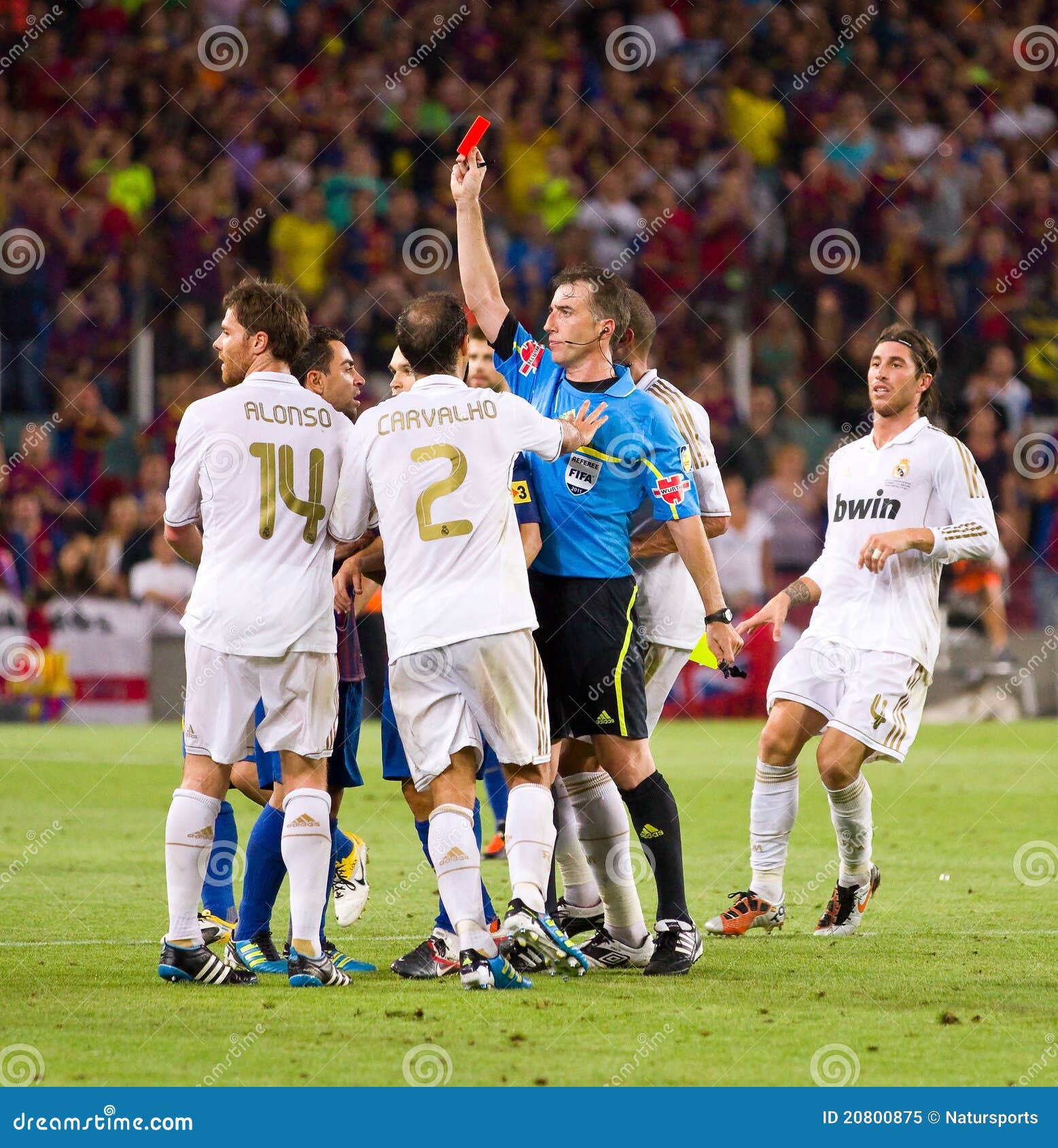 Referee giving red card editorial image. Image of footballer 20800875