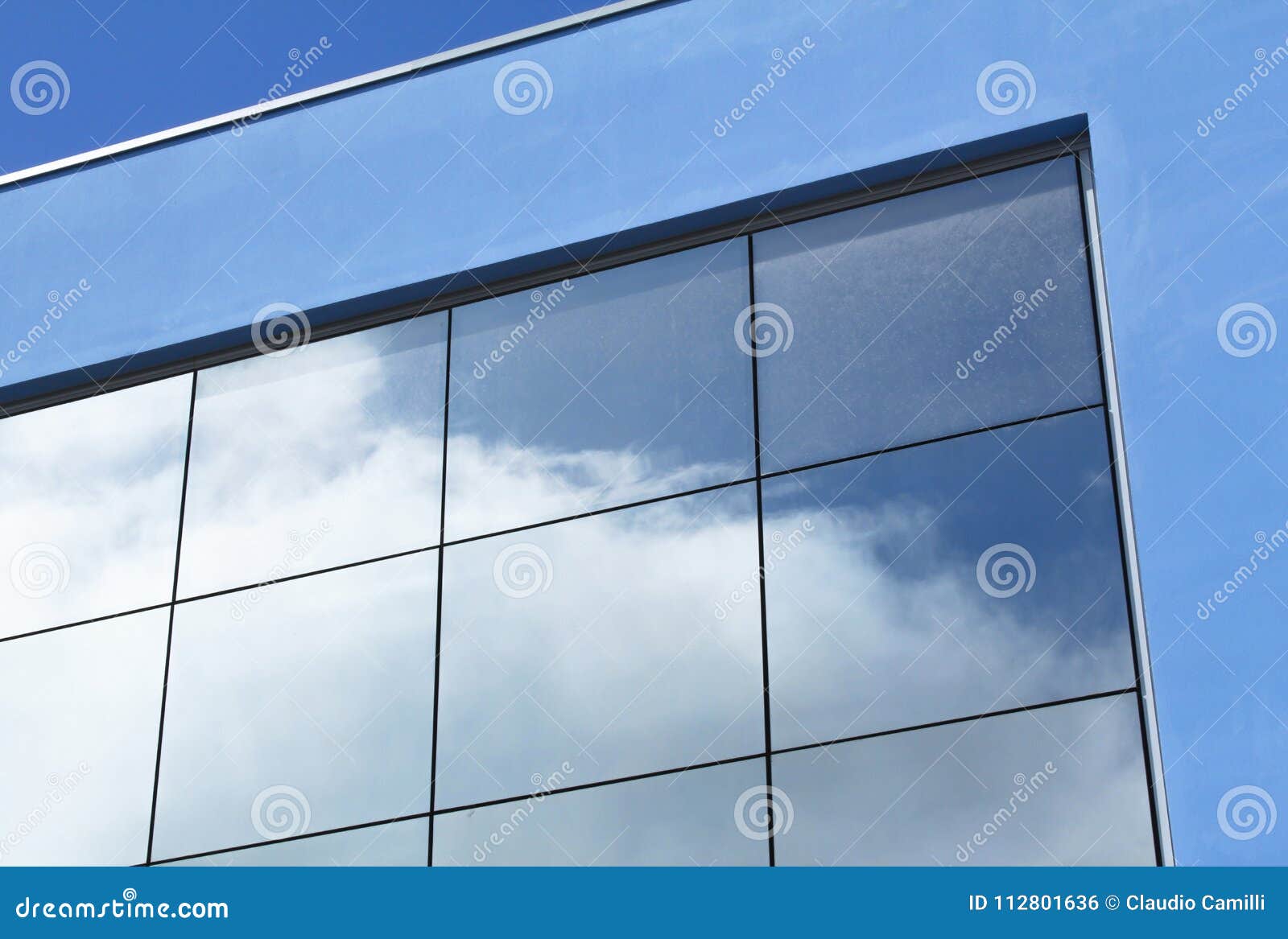 reflect cloud in buildings