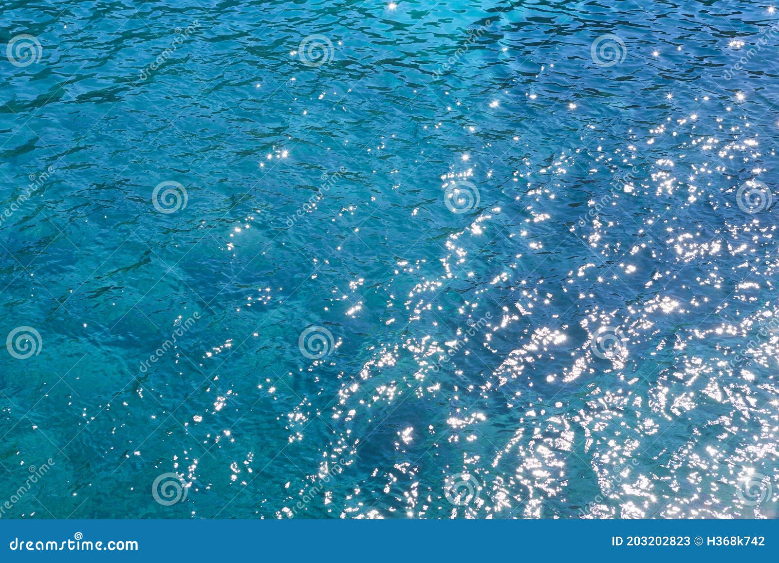 Reflejo Del Agua Azul Y Verde Turquesa En El Océano. Naturaleza De Fondo De  Pantalla Imagen de archivo - Imagen de wallpaper, playa: 203202823