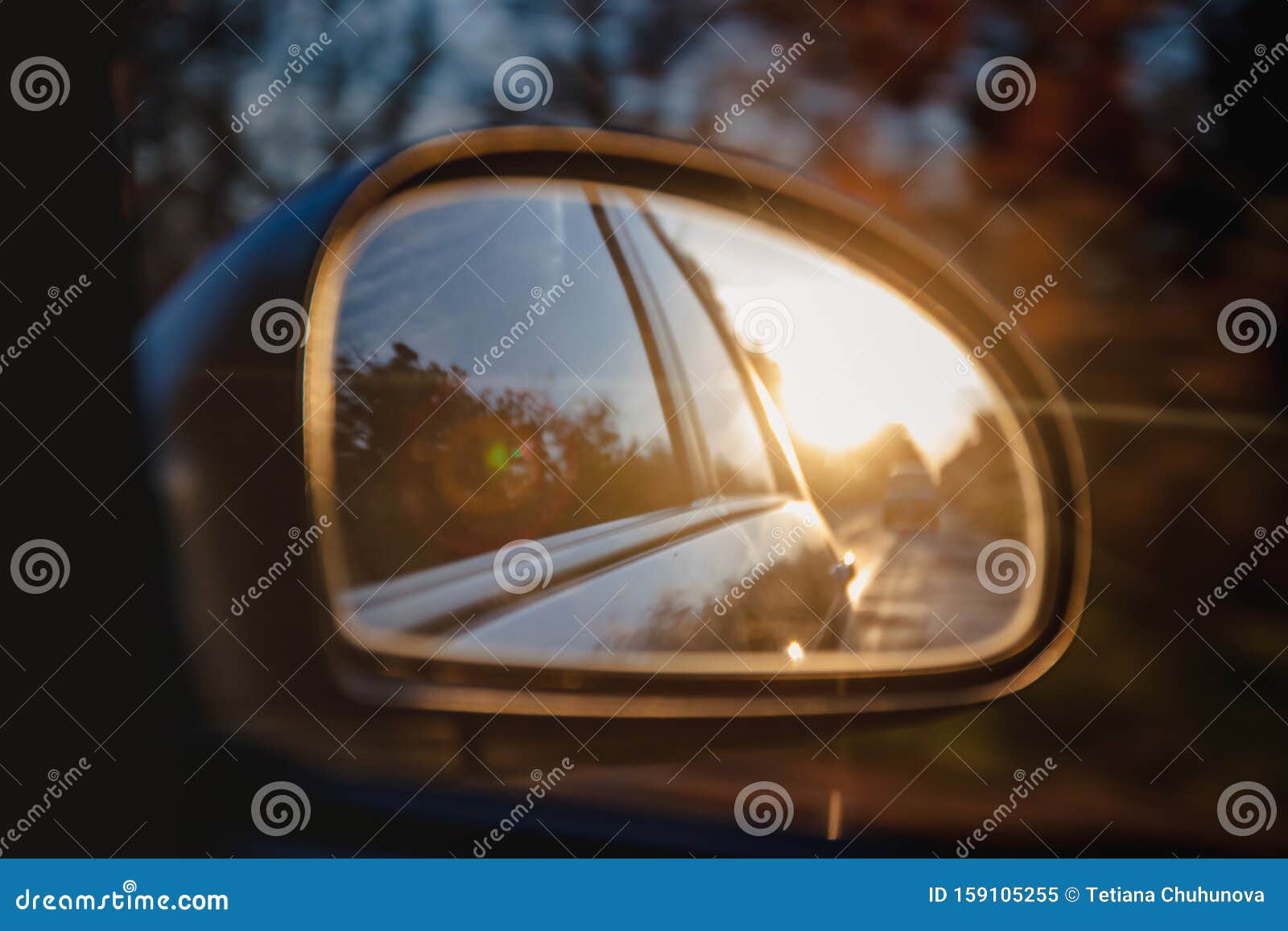 Reflektion Der Straße Im Sonnenuntergang Im Seitenspiegel Des