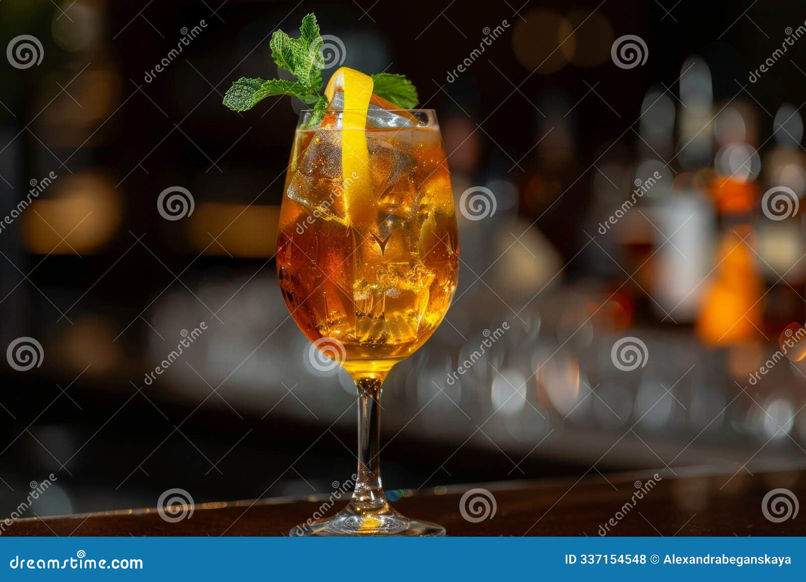 refreshing iced tea with lemon and mint garnish