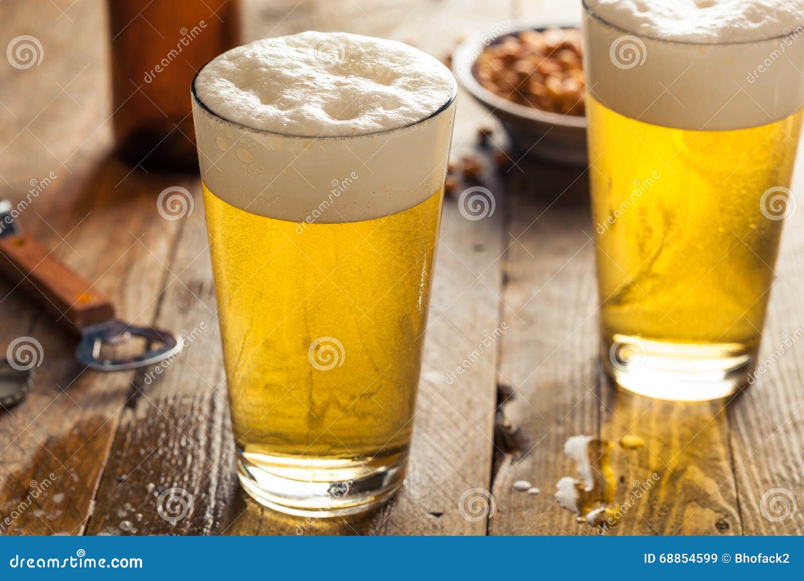 Refreshing Summer Pint of Beer Stock Image Image of draft, brewery