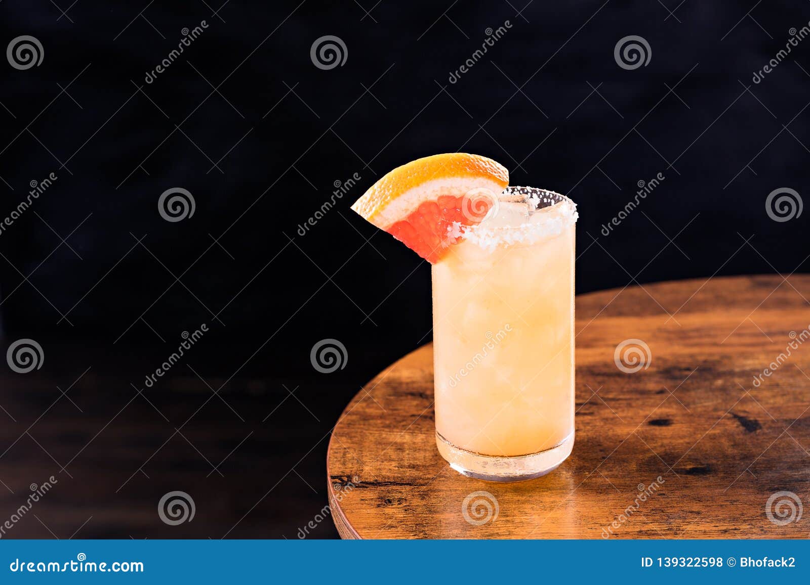refreshing tequila paloma cocktail