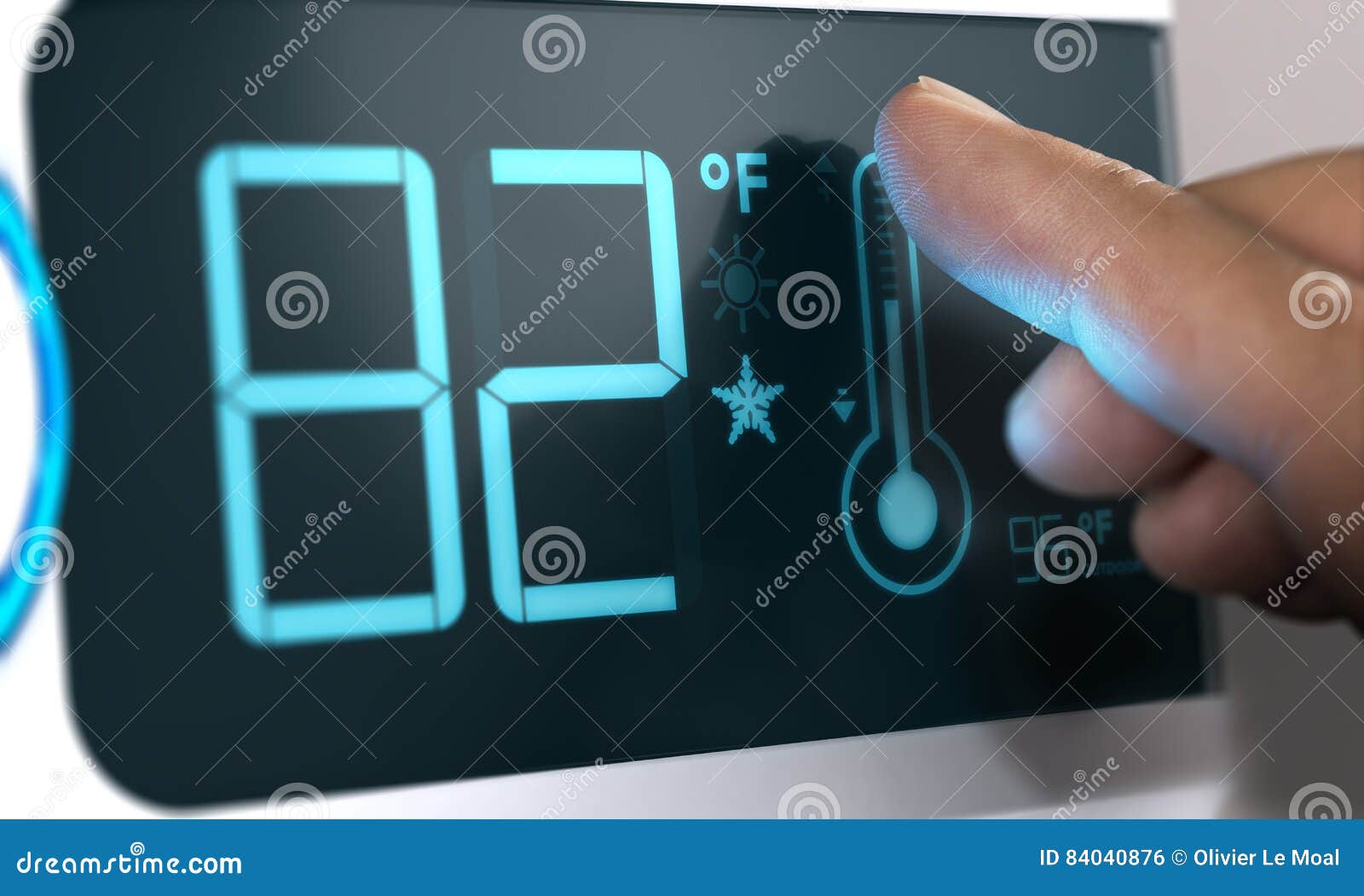 Regolatore Di Temperatura Del Termostato Di Digital Set a 82 Gradi Di  Fahrenheit Illustrazione di Stock - Illustrazione di moderno,  visualizzazione: 84040876