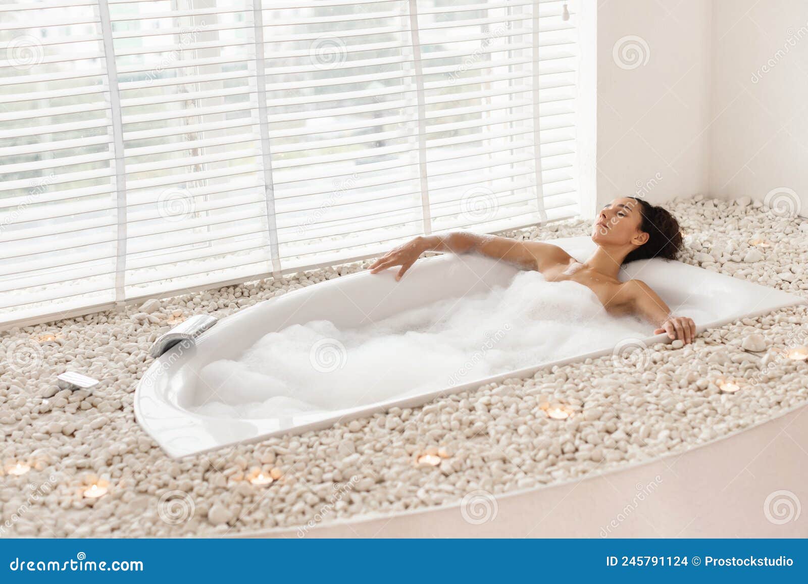 Tub Foamy Water Soft Bath Pillow Surrounded Candles Indoors Stock Photo by  ©NewAfrica 574423092