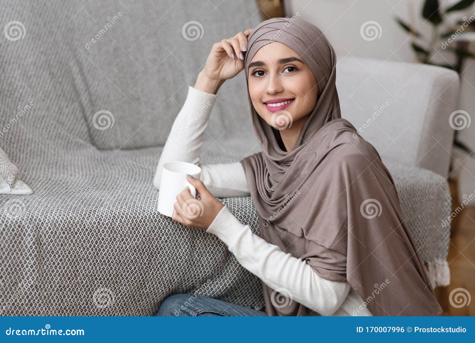 Muslim Sexy Girl Image