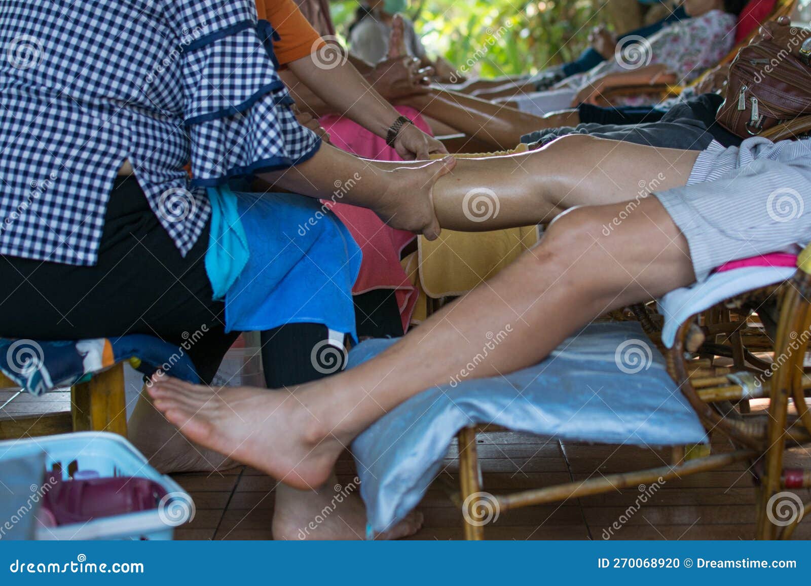 relaxing thai foot massage in thailand