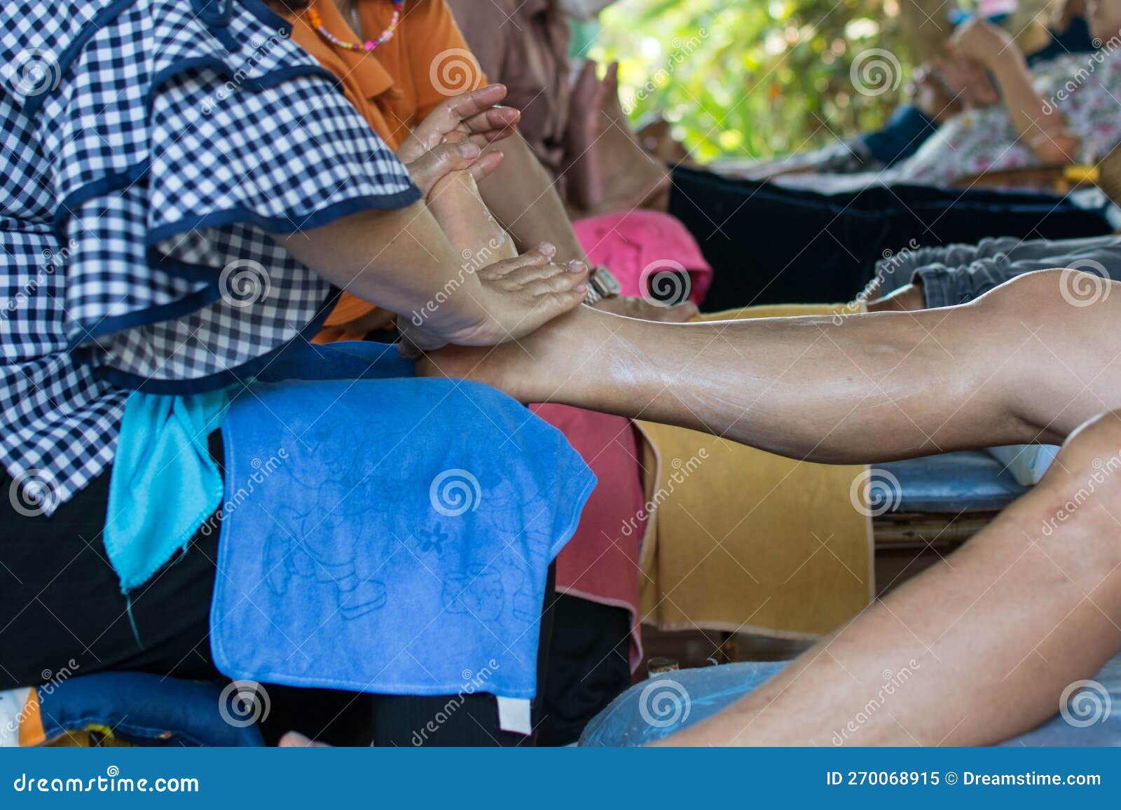 Relaxing Thai Foot Massage In Thailand Stock Image Image Of Acupressure Beauty 270068915