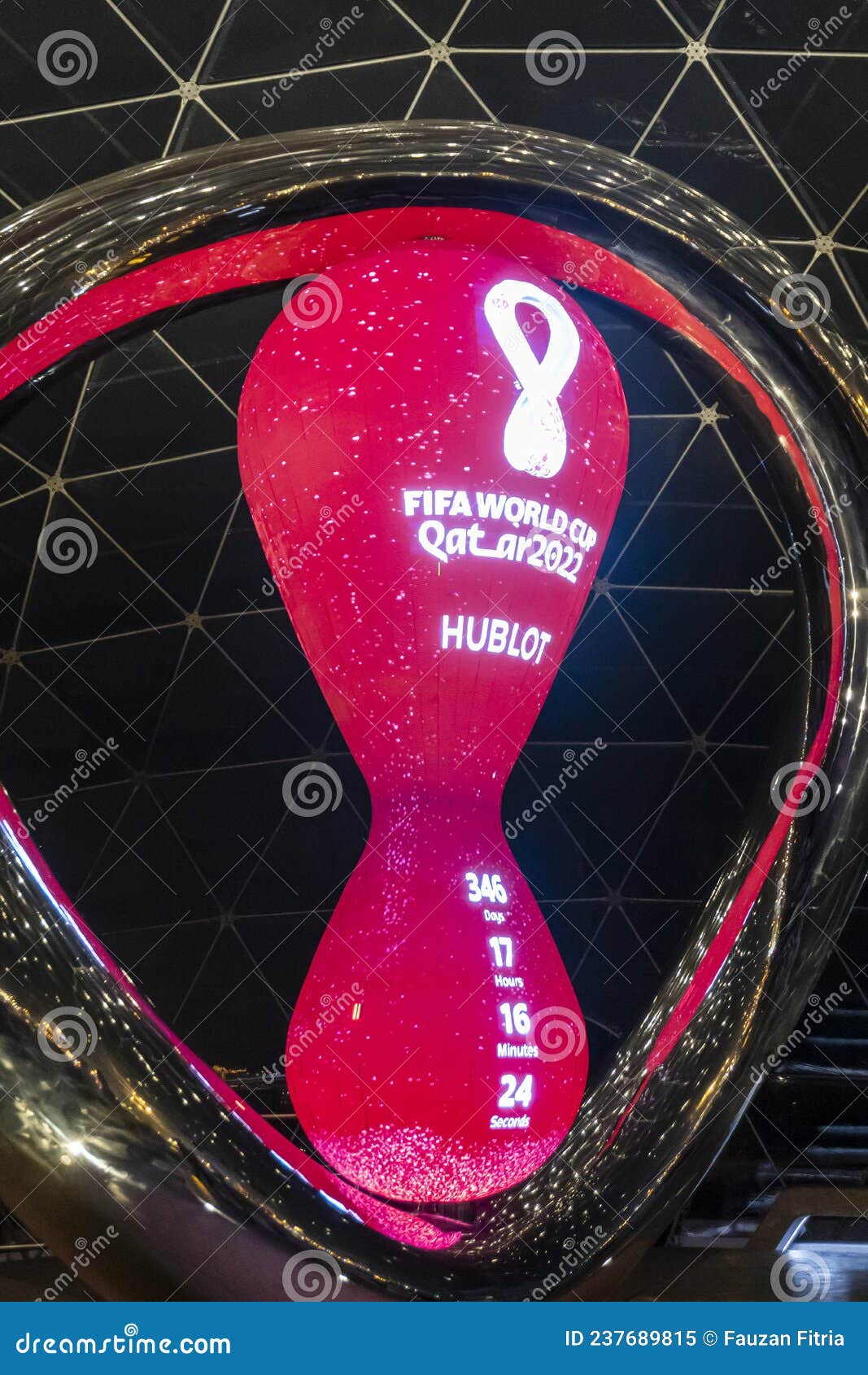 Reloj mundial cuenta regresiva sale
