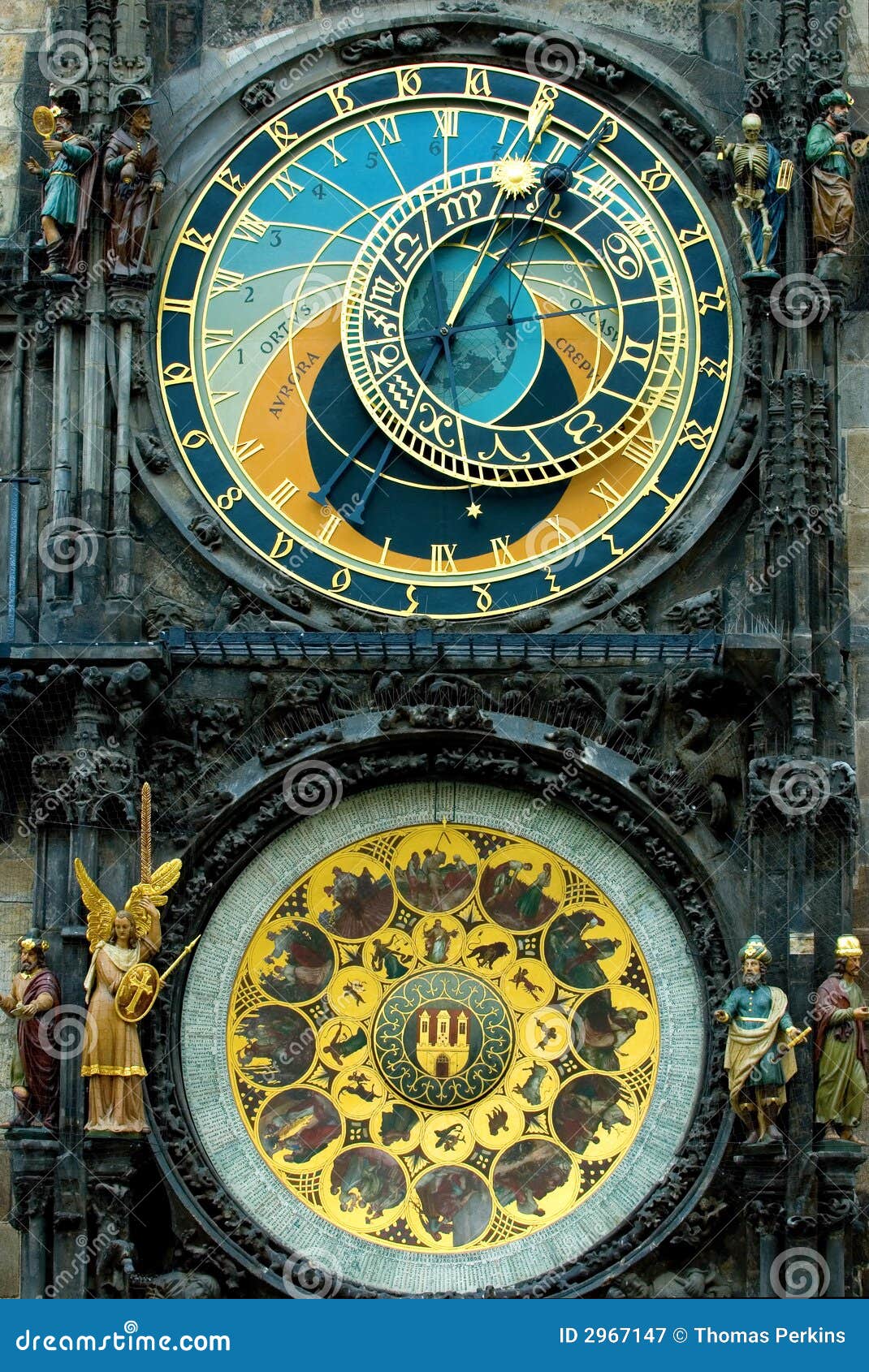 1,525 Un Reloj Solar Antiguo Fotos de stock - Fotos libres de regalías de  Dreamstime