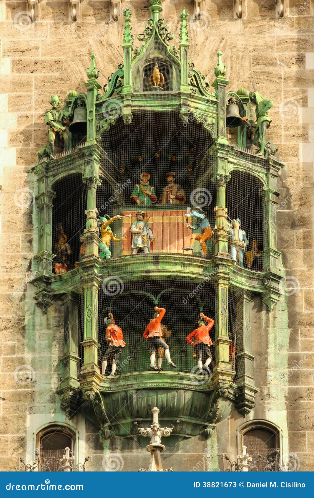 Contradecir Conciencia Cortés Reloj Del Ayuntamiento. Munich. Alemania Imagen de archivo - Imagen de  figuras, carillones: 38821673