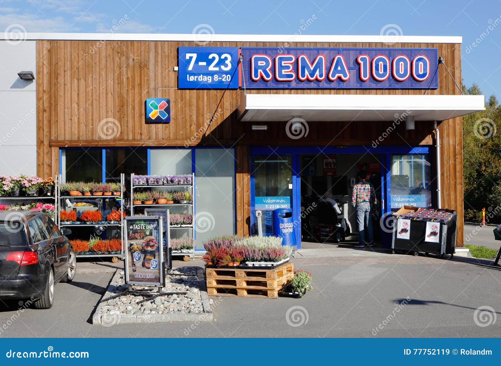 Kilde Indica Luske Rema 1000 editorial stock image. Image of norway, grocery - 77752119